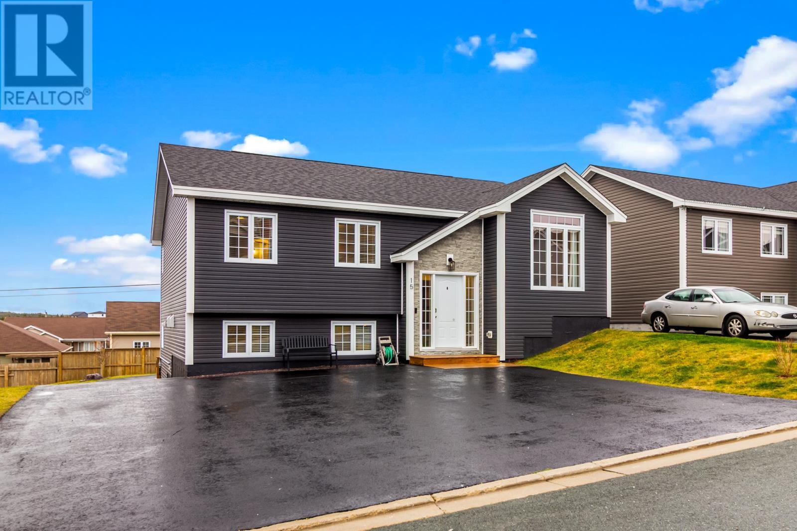 15 Beaugart Avenue, Paradise, NL - Outdoor With Facade