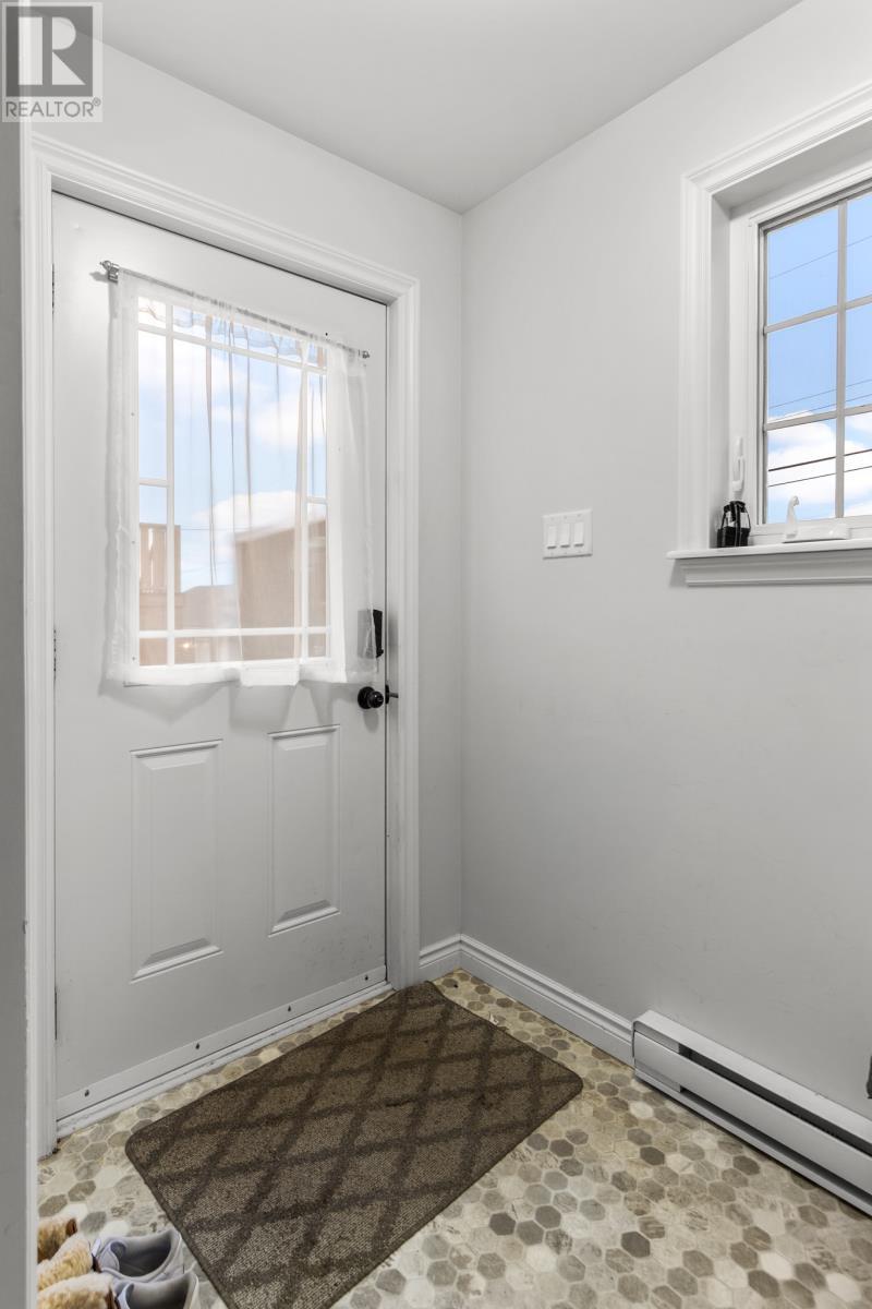 15 Beaugart Avenue, Paradise, NL - Indoor Photo Showing Other Room