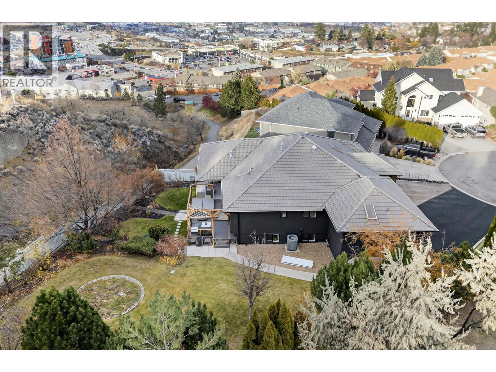 1095 Laurel Place, Kamloops, BC - Outdoor With View