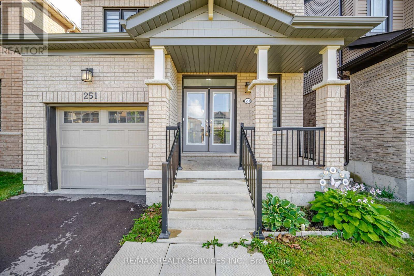 251 Bedrock Drive, Hamilton, ON - Outdoor With Exterior