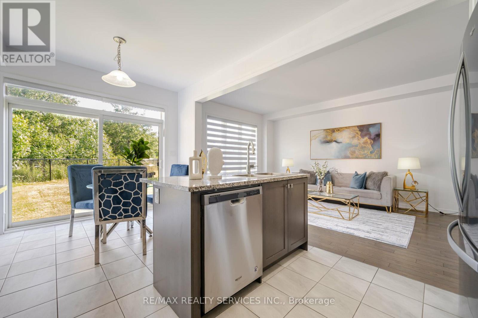 251 Bedrock Drive, Hamilton, ON - Indoor