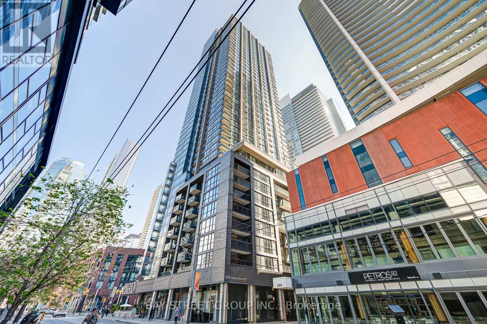 708 - 295 Adelaide Street W, Toronto, ON - Outdoor With Facade