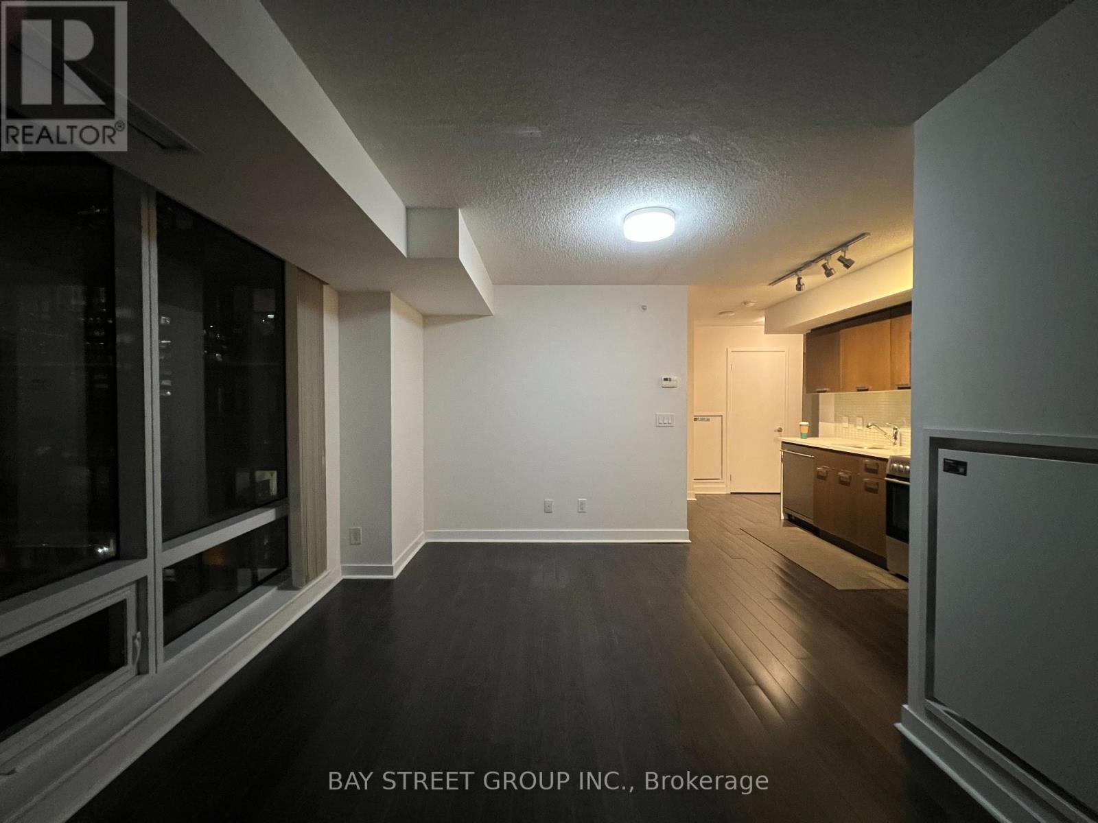 708 - 295 Adelaide Street W, Toronto, ON - Indoor