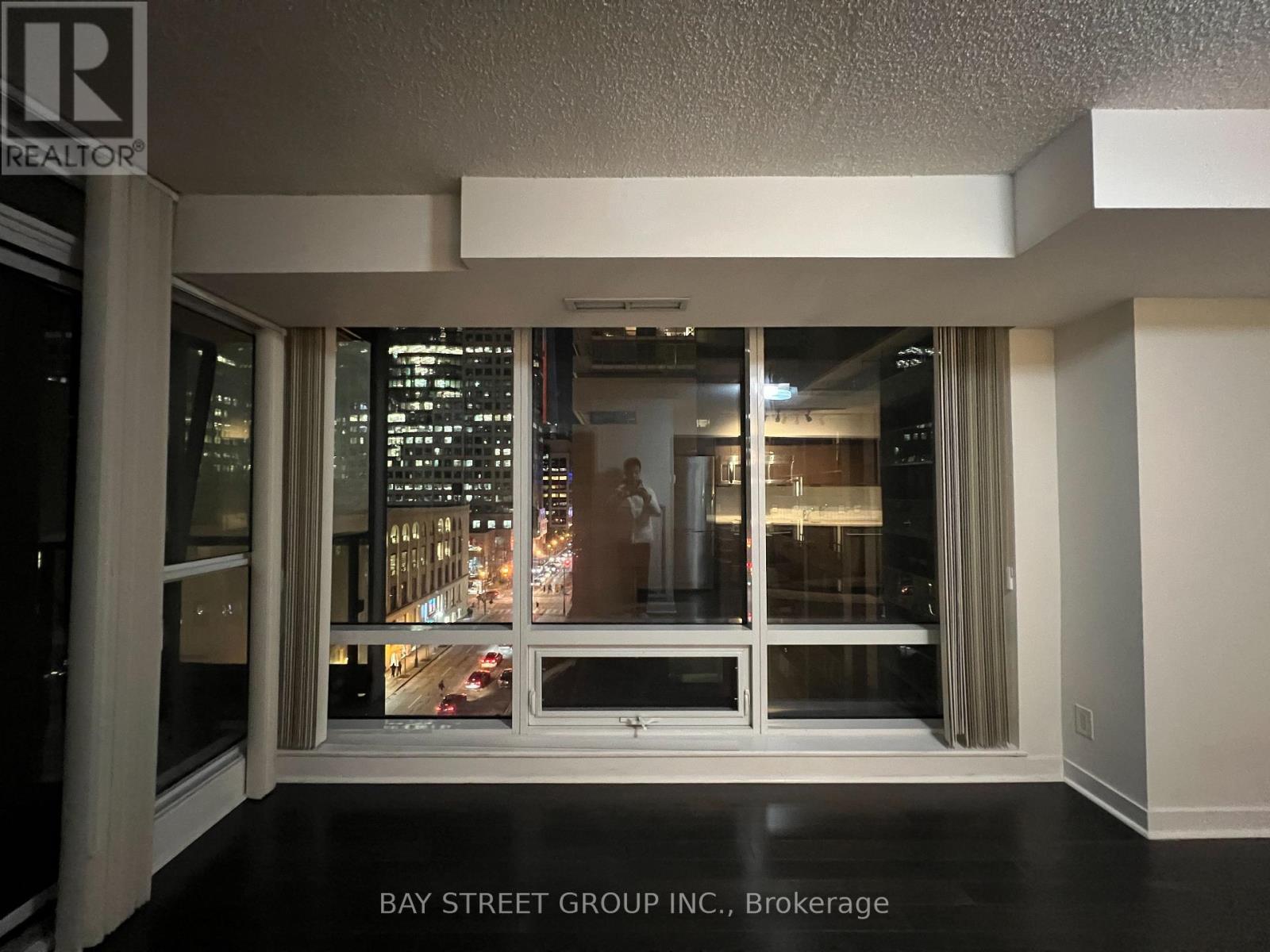 708 - 295 Adelaide Street W, Toronto, ON - Indoor Photo Showing Other Room