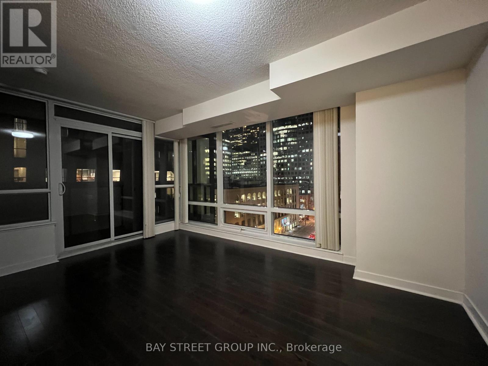 708 - 295 Adelaide Street W, Toronto, ON - Indoor Photo Showing Other Room