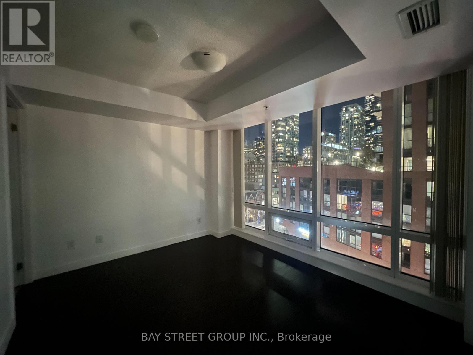 708 - 295 Adelaide Street W, Toronto, ON - Indoor Photo Showing Other Room