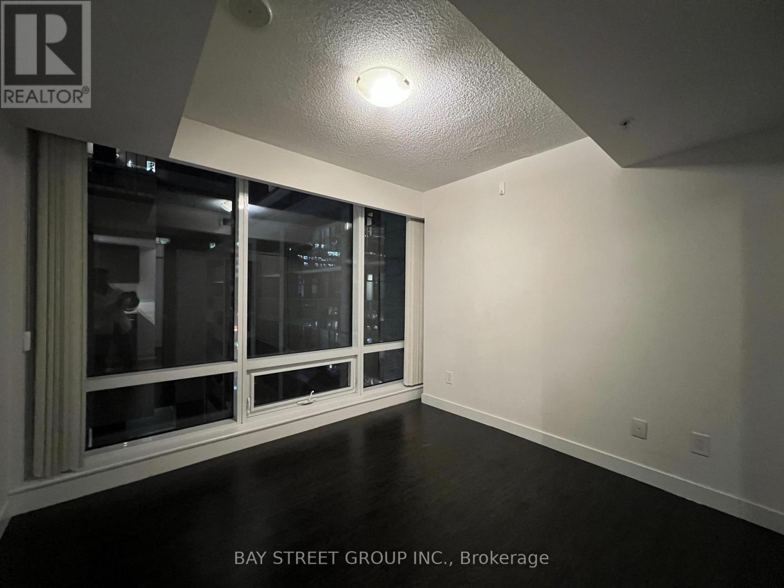 708 - 295 Adelaide Street W, Toronto, ON - Indoor Photo Showing Other Room