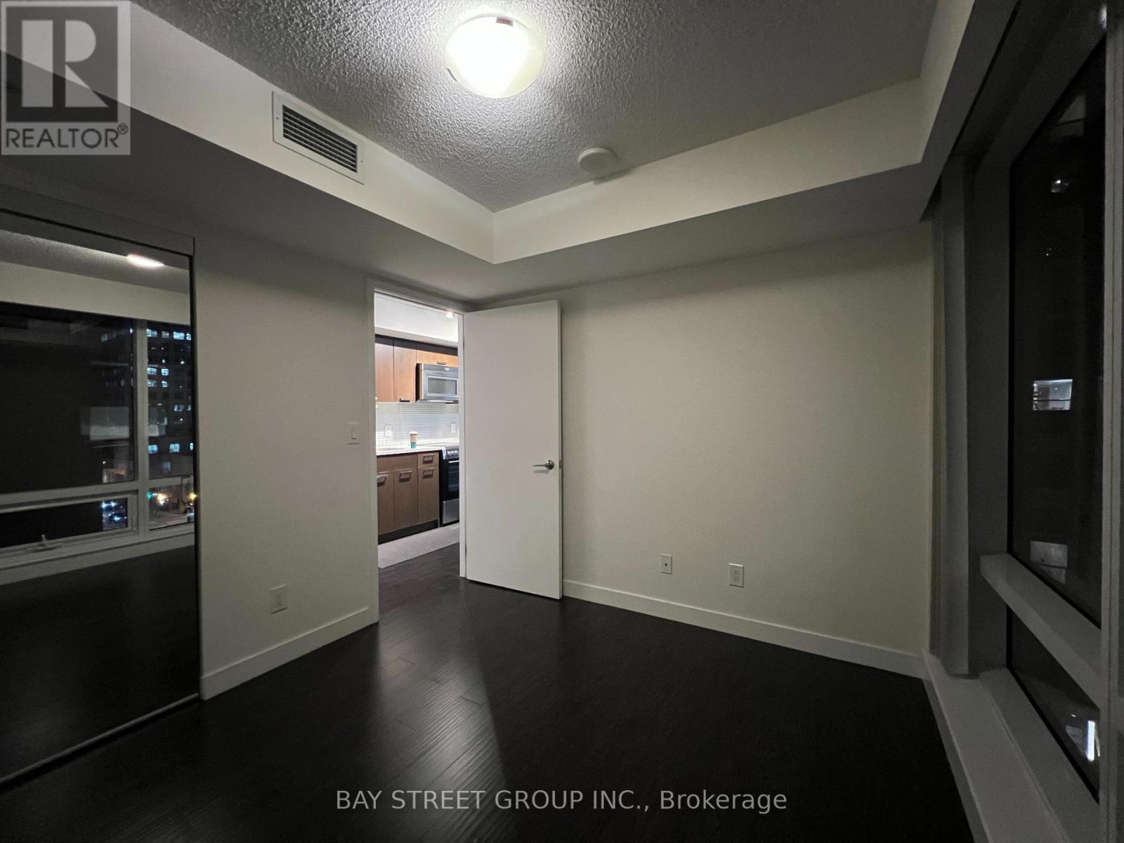 708 - 295 Adelaide Street W, Toronto, ON - Indoor Photo Showing Other Room