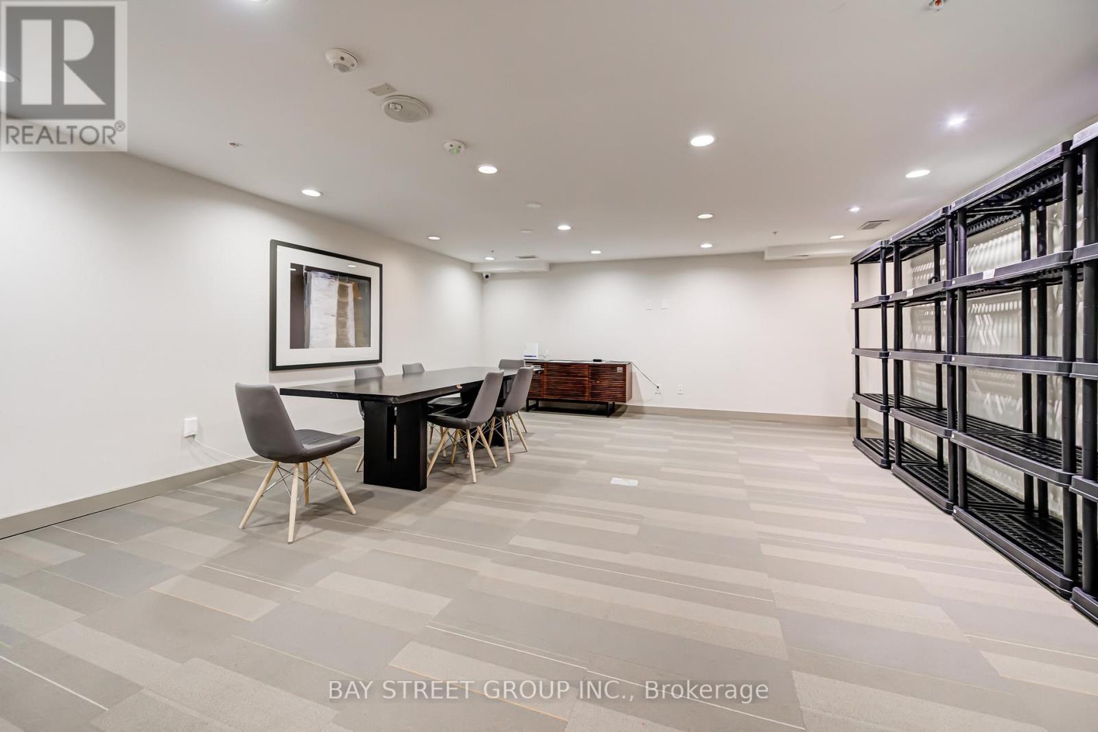 708 - 295 Adelaide Street W, Toronto, ON - Indoor