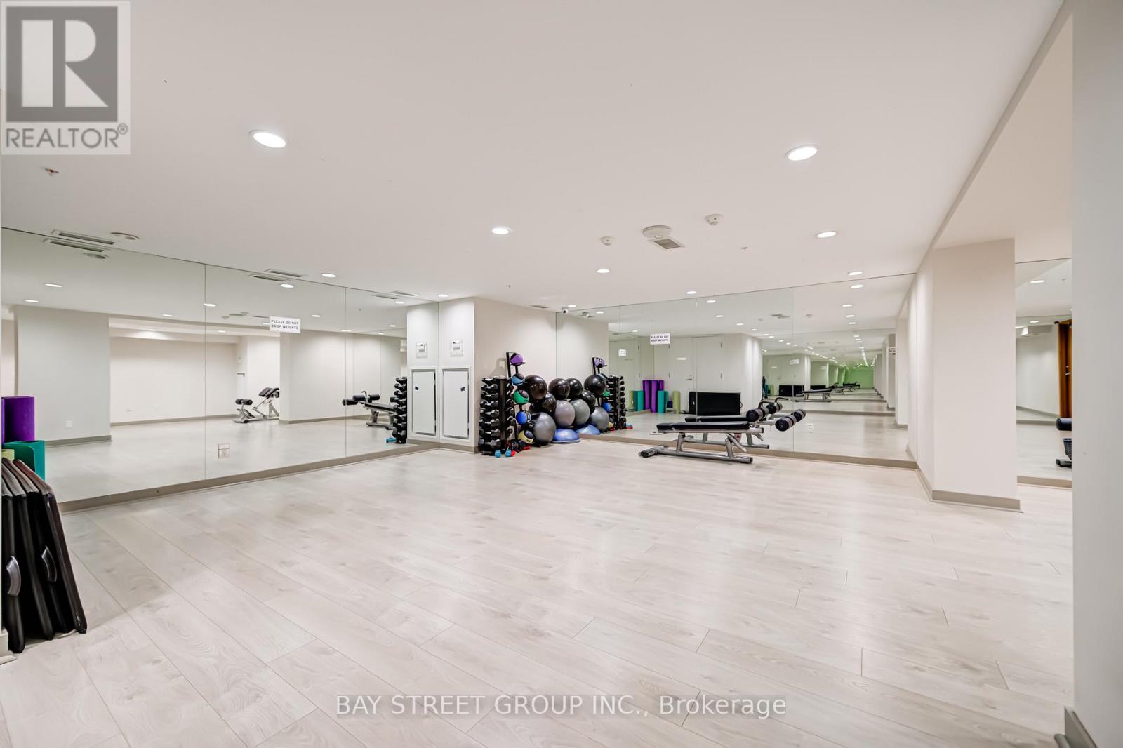 708 - 295 Adelaide Street W, Toronto, ON - Indoor Photo Showing Other Room