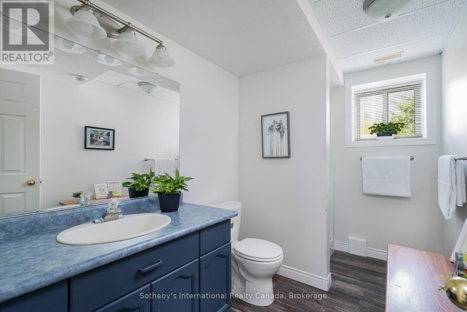 26 Country Crescent, Meaford, ON - Indoor Photo Showing Bathroom