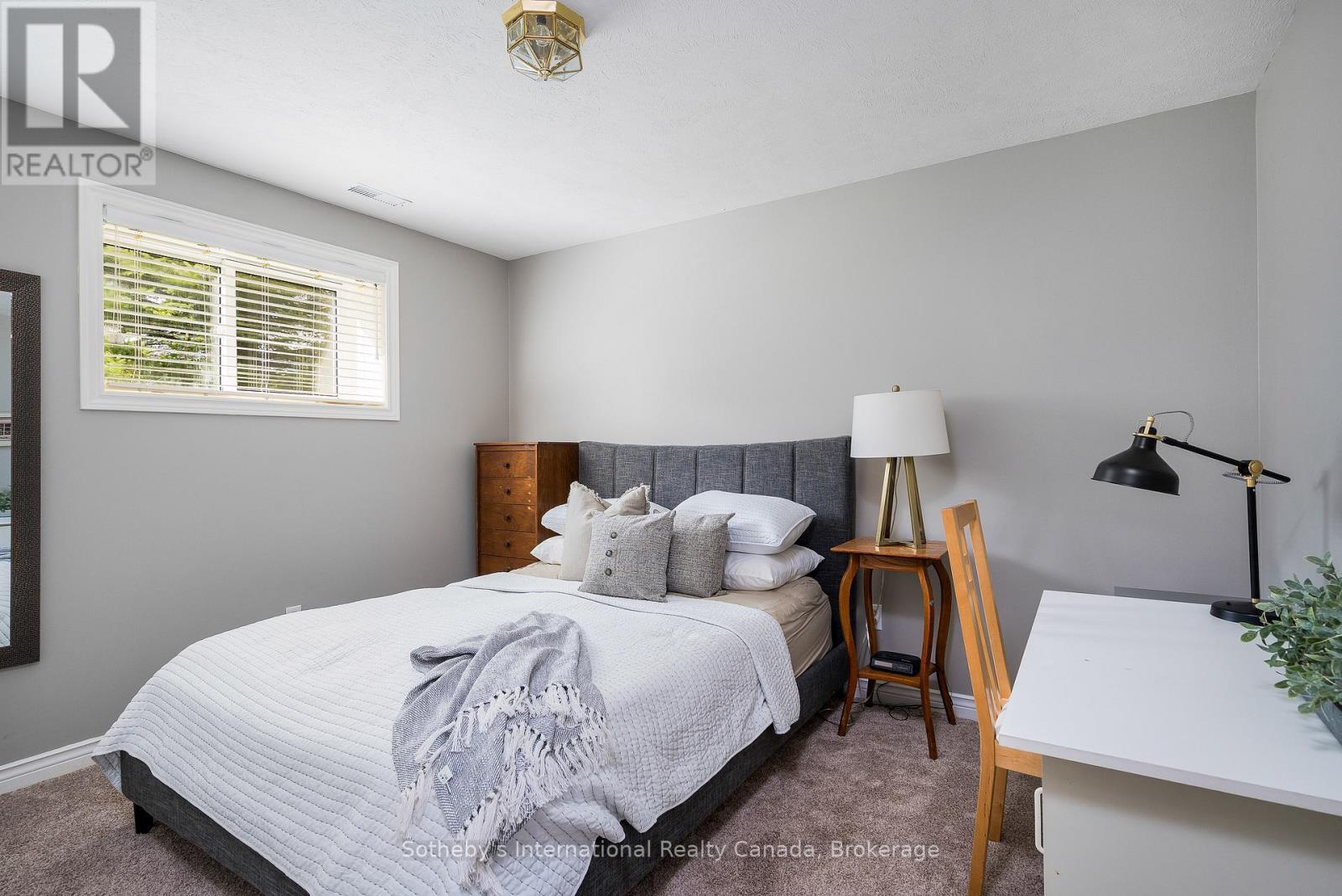 26 Country Crescent, Meaford, ON - Indoor Photo Showing Bedroom