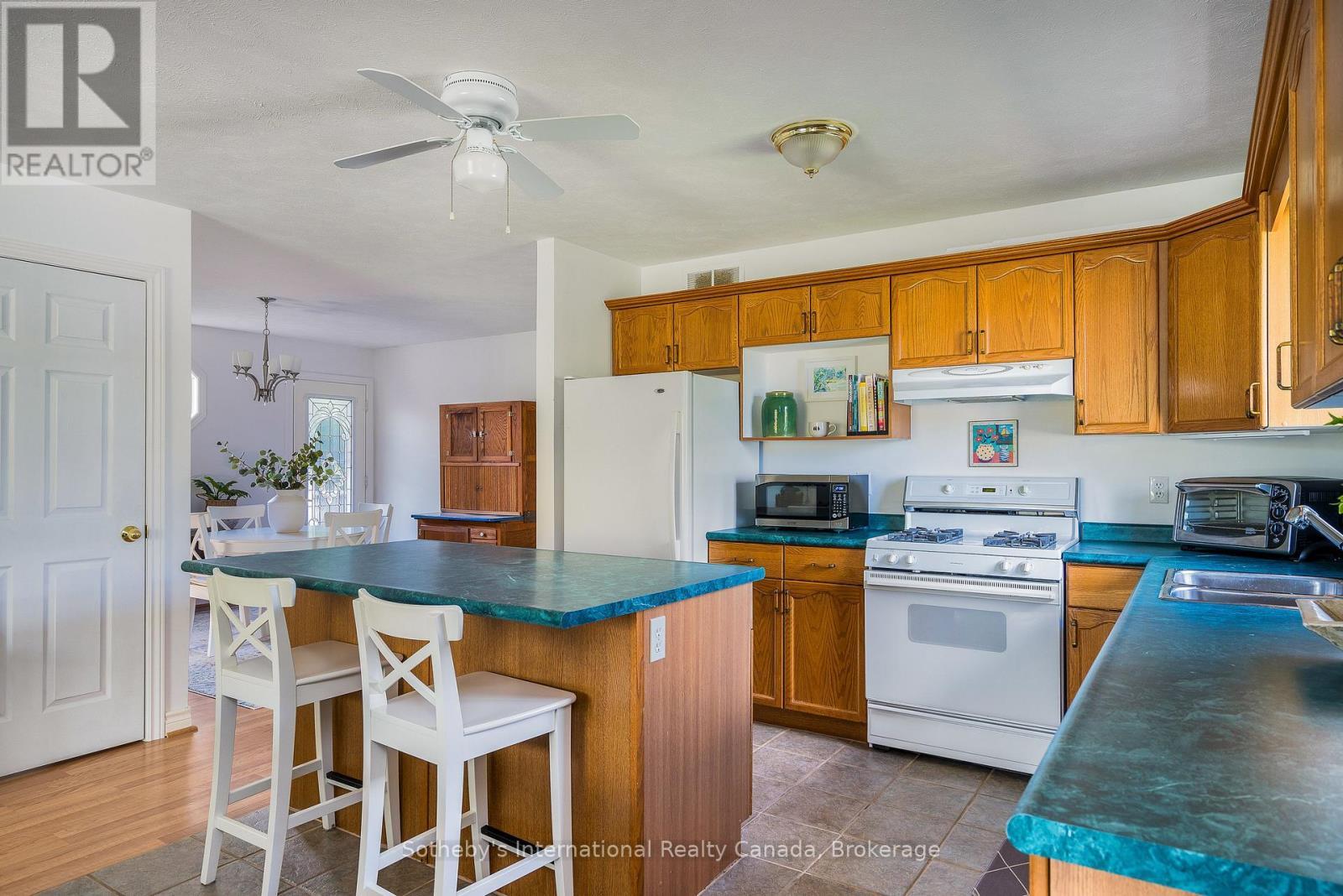 26 Country Crescent, Meaford, ON - Indoor Photo Showing Kitchen