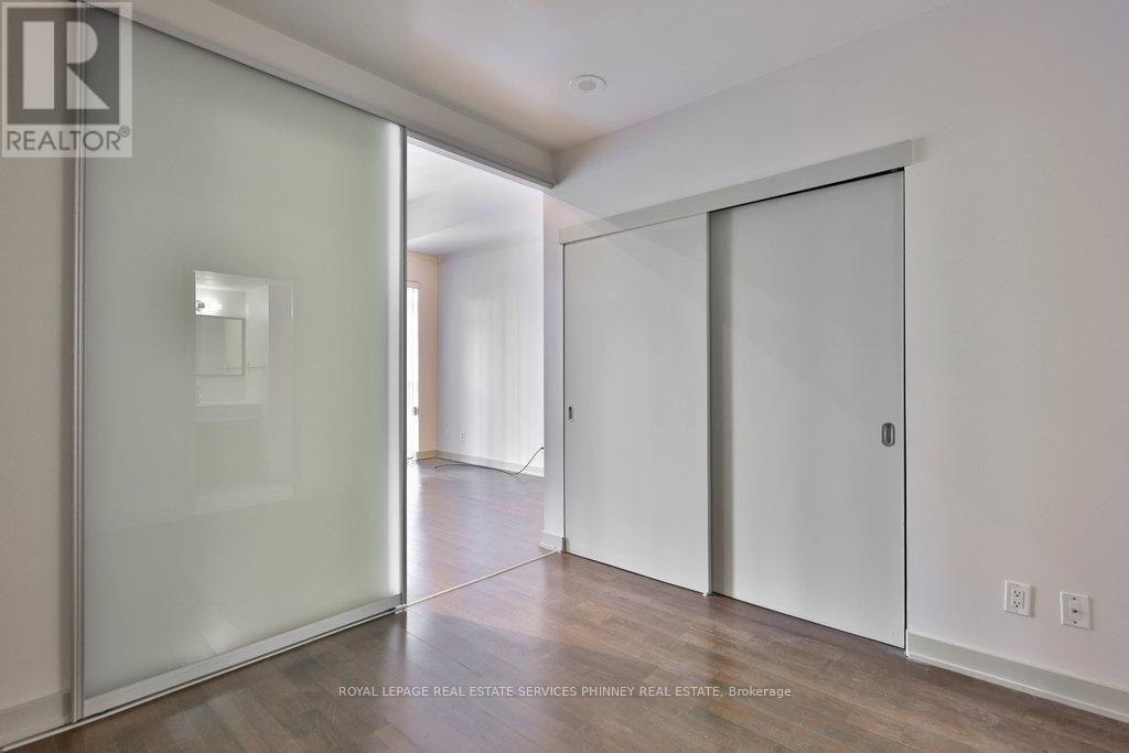 705 - 126 Simcoe Street, Toronto, ON - Indoor Photo Showing Other Room