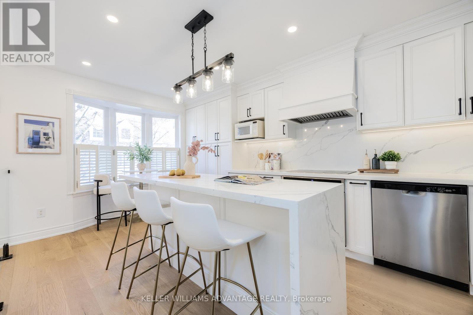 Newly Renovated Kitchen - 129 Confederation Way, Markham, ON - Indoor Photo Showing Kitchen With Stainless Steel Kitchen With Upgraded Kitchen