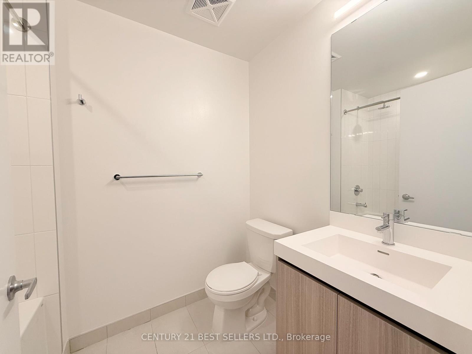 409 - 10 All Nations Drive, Brampton, ON - Indoor Photo Showing Bathroom