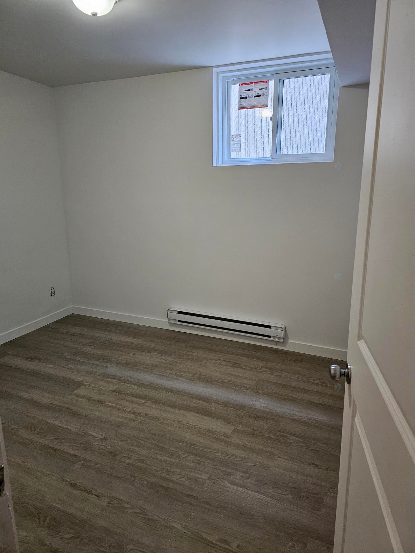 Chambre à coucher - 2-10842 Av. Armand-Lavergne, Montréal (Montréal-Nord), QC - Indoor Photo Showing Other Room