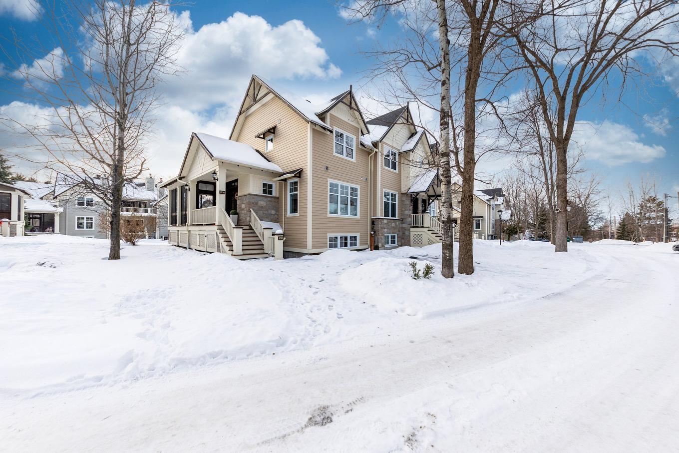 Façade - 102-117 Rue De Laviolette, Bromont, QC - Outdoor With Facade