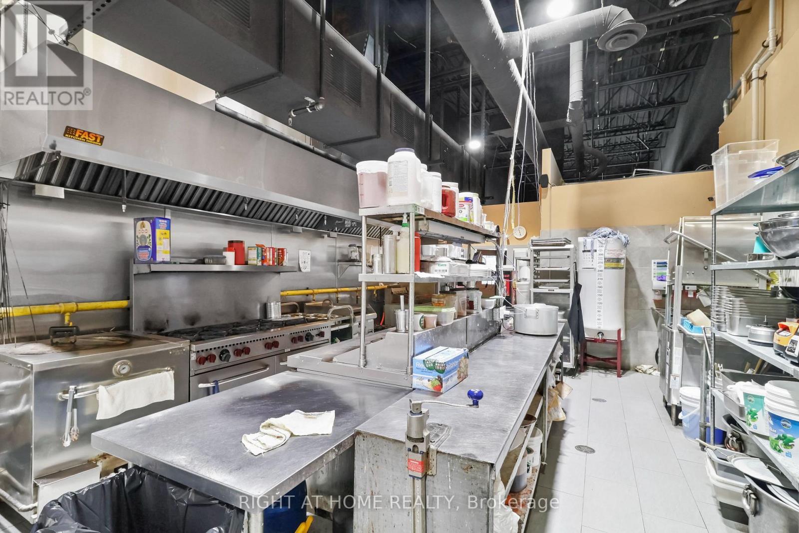 D5B - 782 Eagleson Road, Ottawa, ON