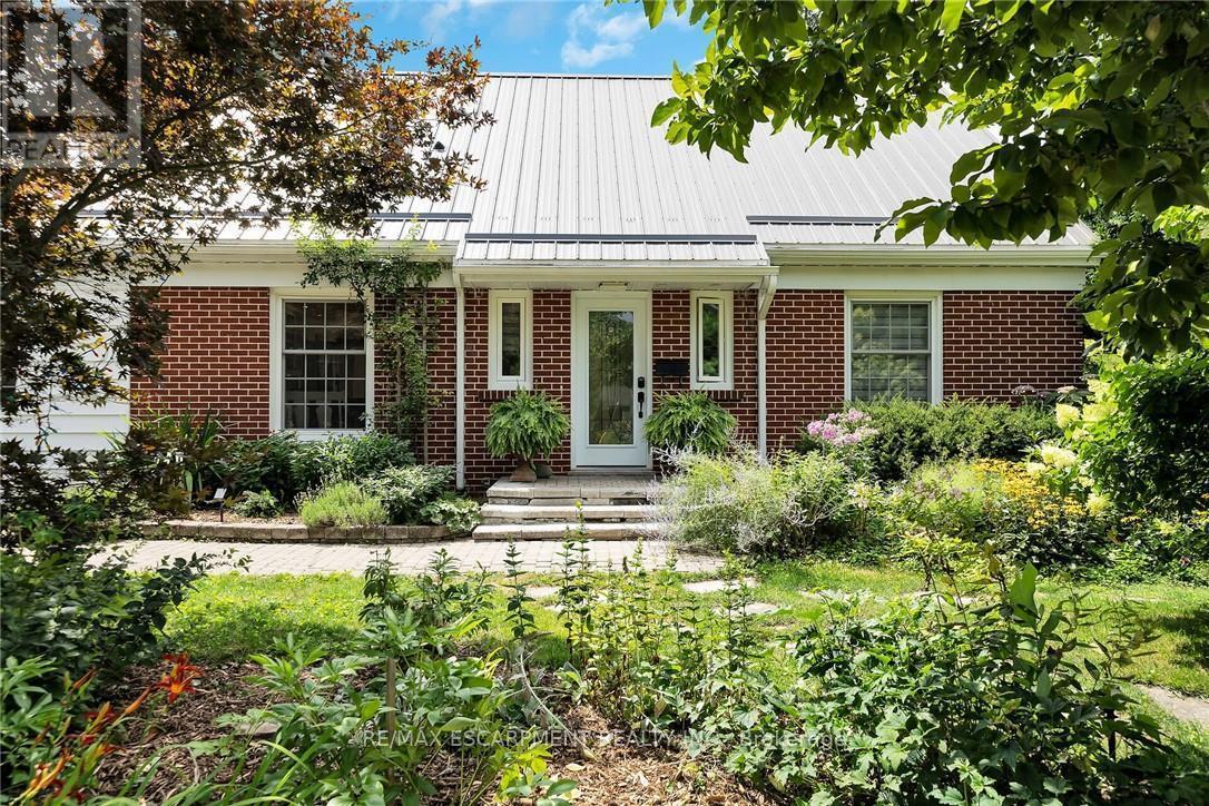 14 Simcoe Boulevard, Norfolk, ON - Outdoor