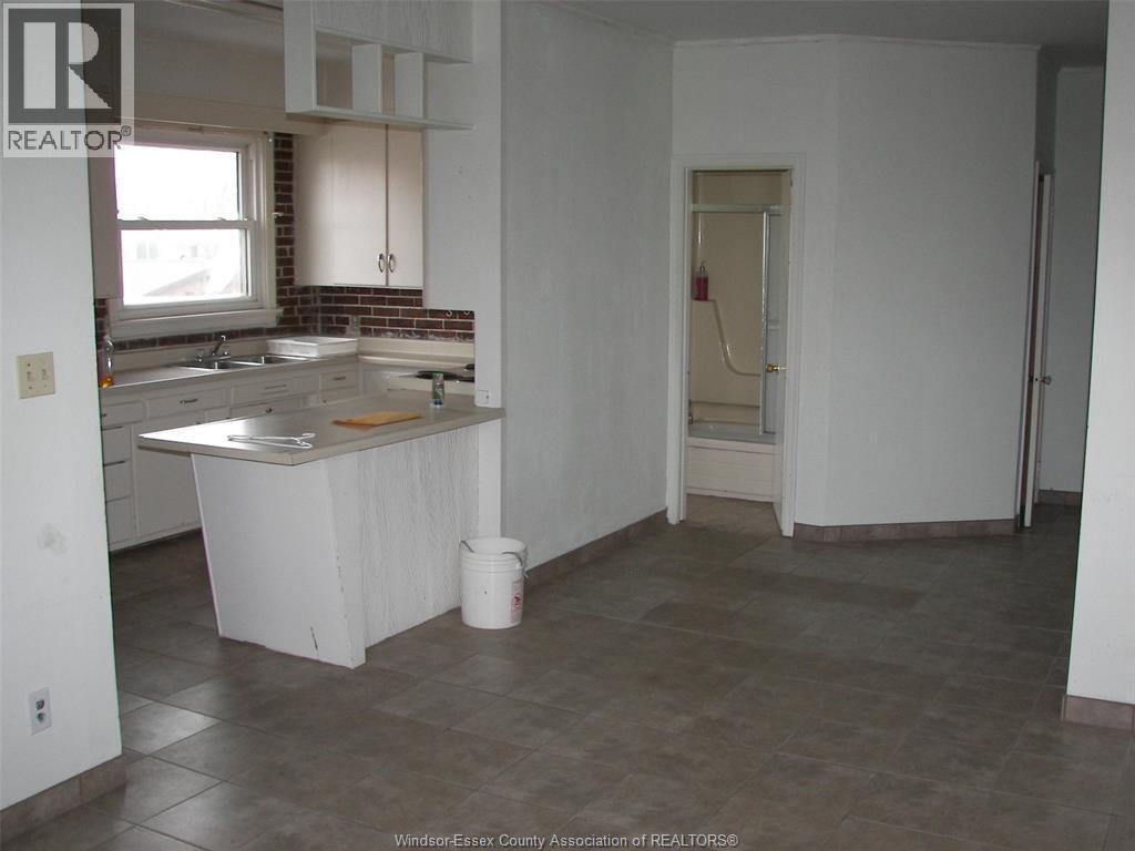 4 Talbot Road, Wheatley, ON