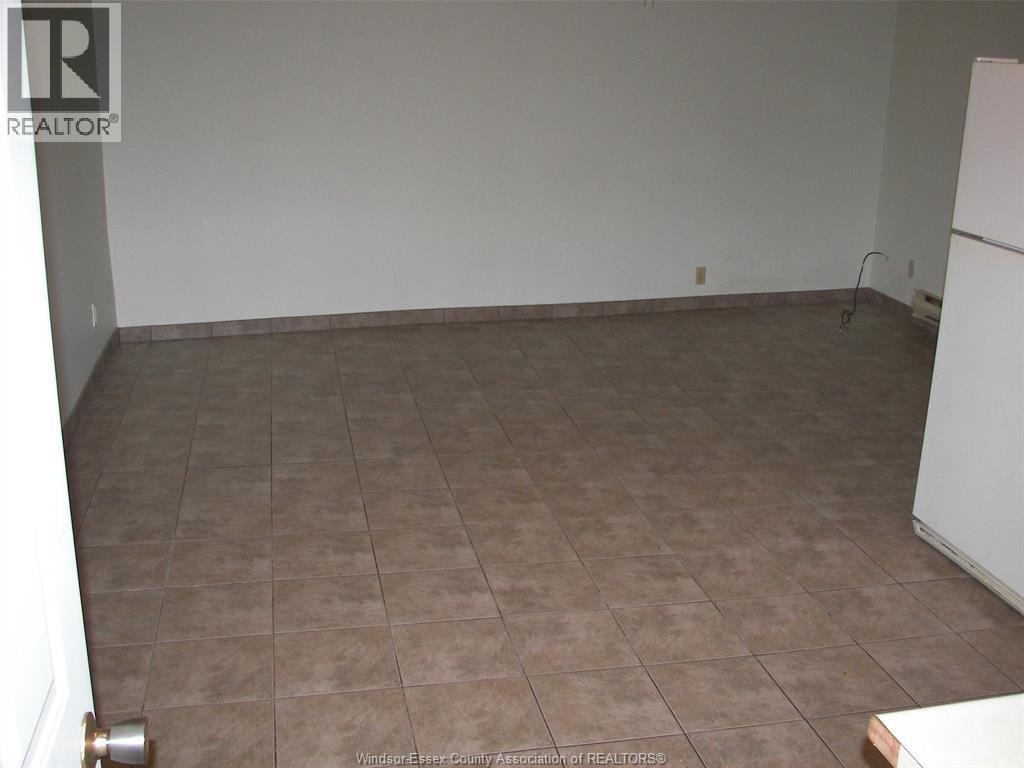 4 Talbot Road, Wheatley, ON