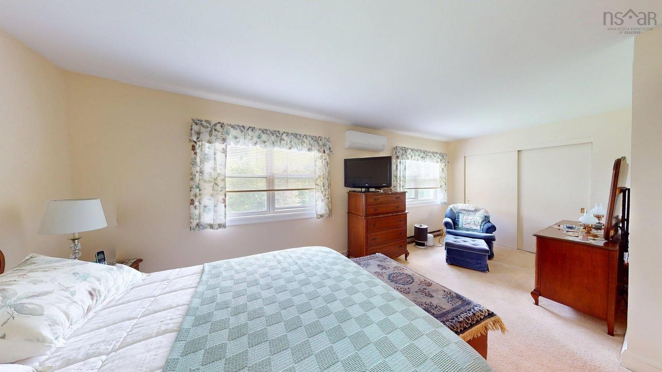 3 20 Connaught Avenue, Middleton, NS