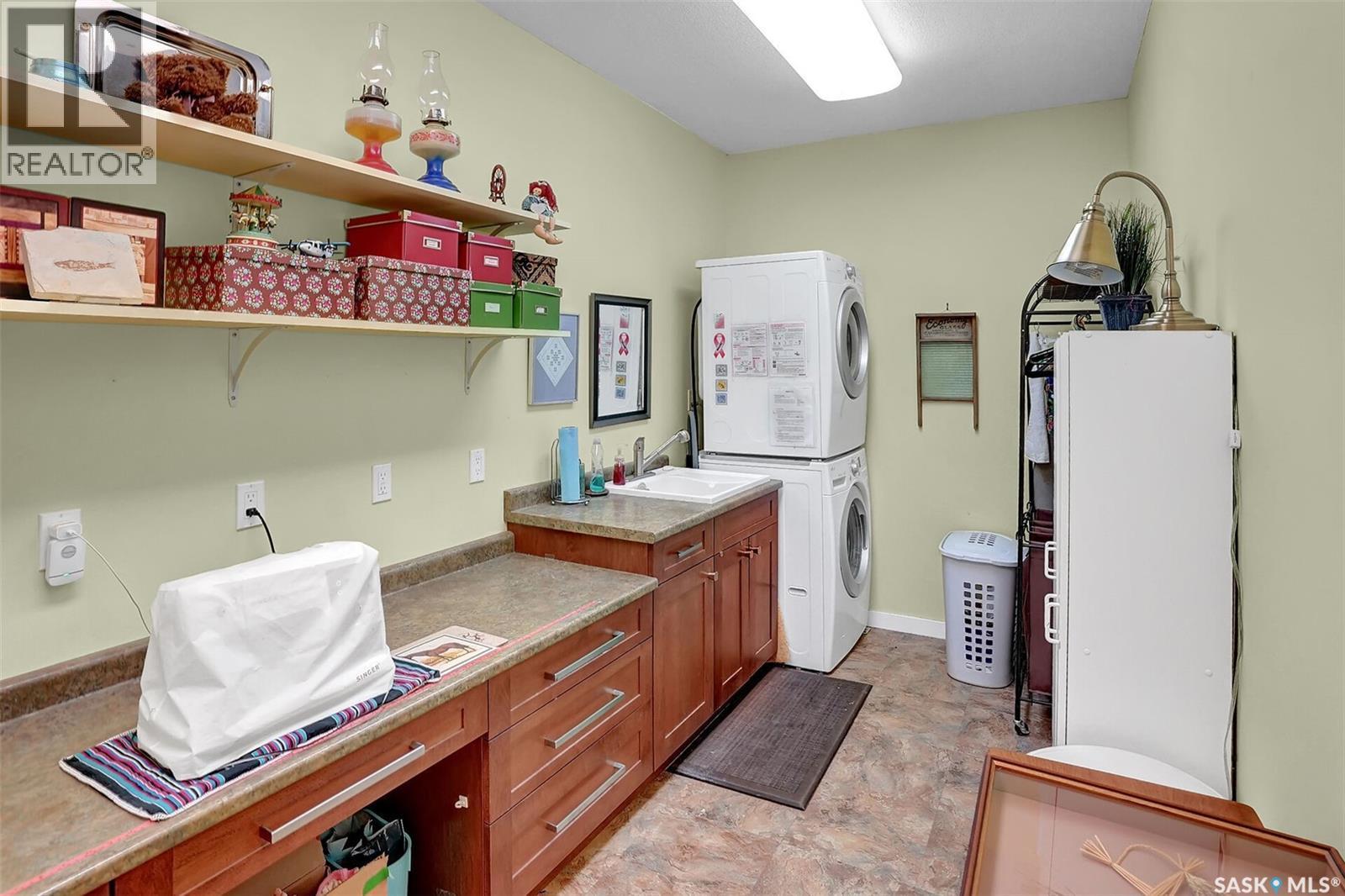 81 Kinsley Place, North Qu'Appelle Rm No. 187, SK - Indoor