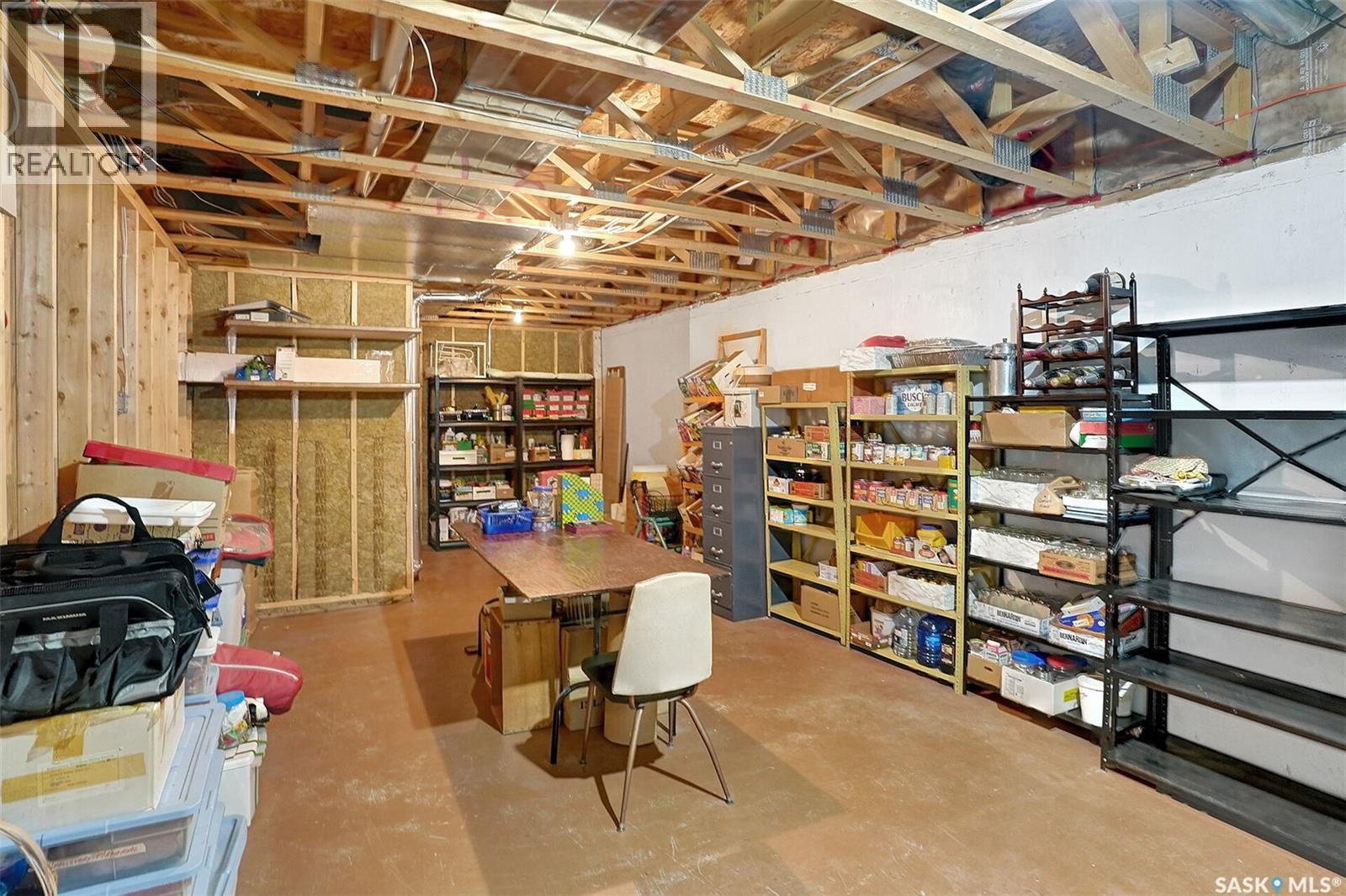 81 Kinsley Place, North Qu'Appelle Rm No. 187, SK - Indoor