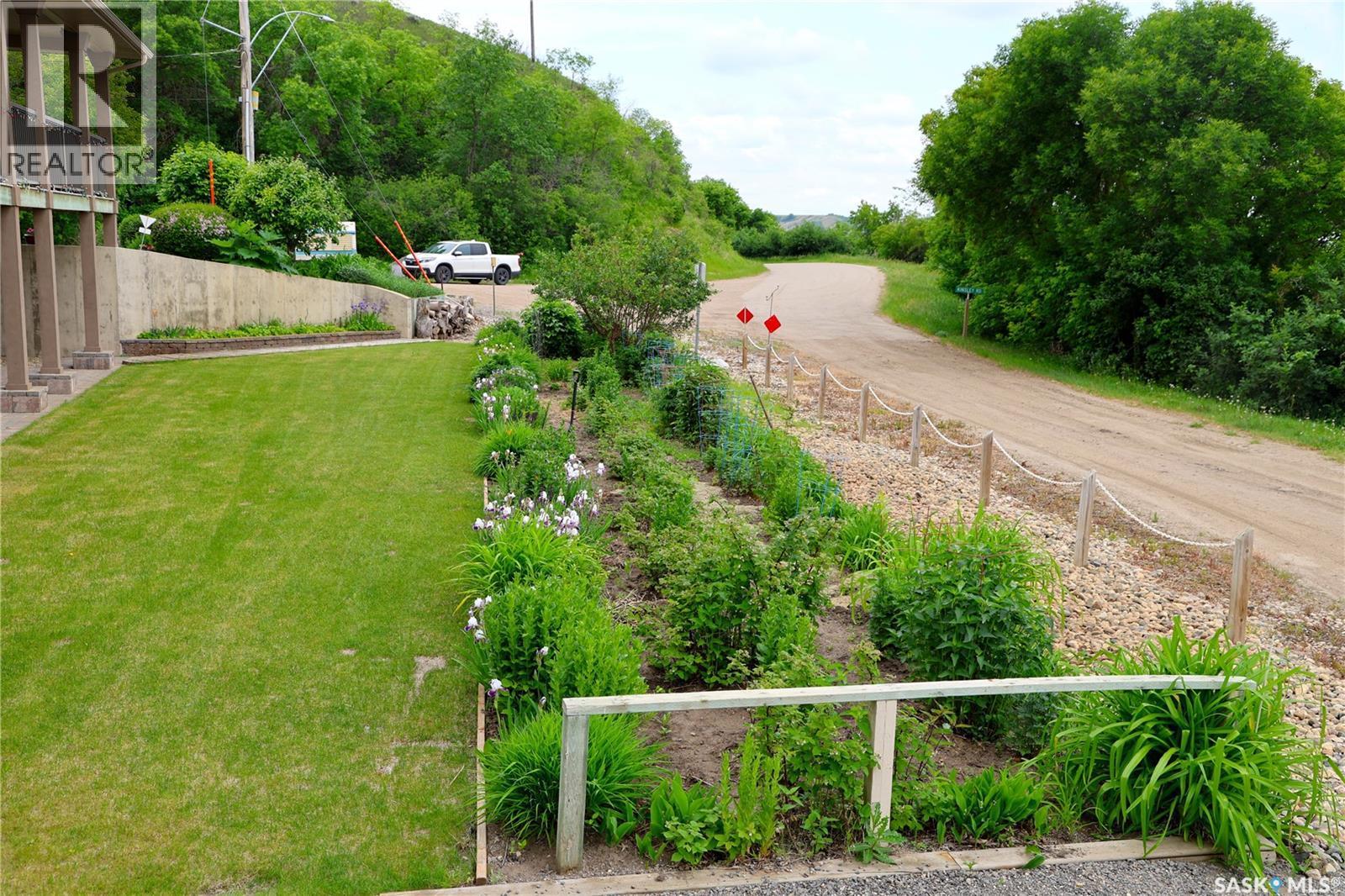 81 Kinsley Place, North Qu'Appelle Rm No. 187, SK - Outdoor