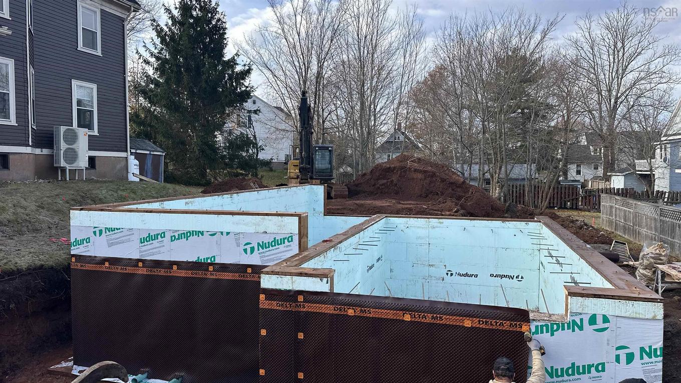 138 Pleasant Street, Truro, NS