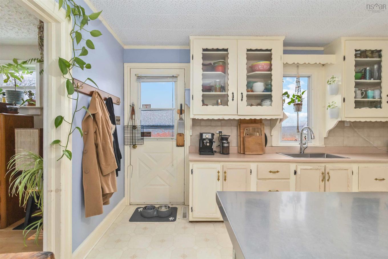 12 Adelaide Avenue, Halifax, NS