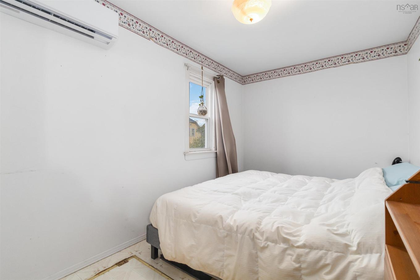 12 Adelaide Avenue, Halifax, NS