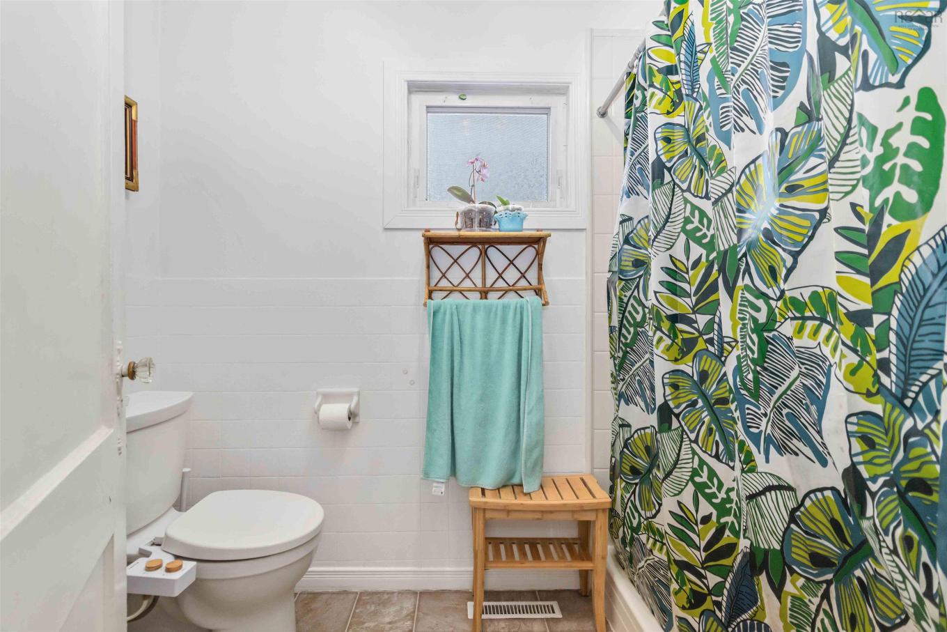 12 Adelaide Avenue, Halifax, NS