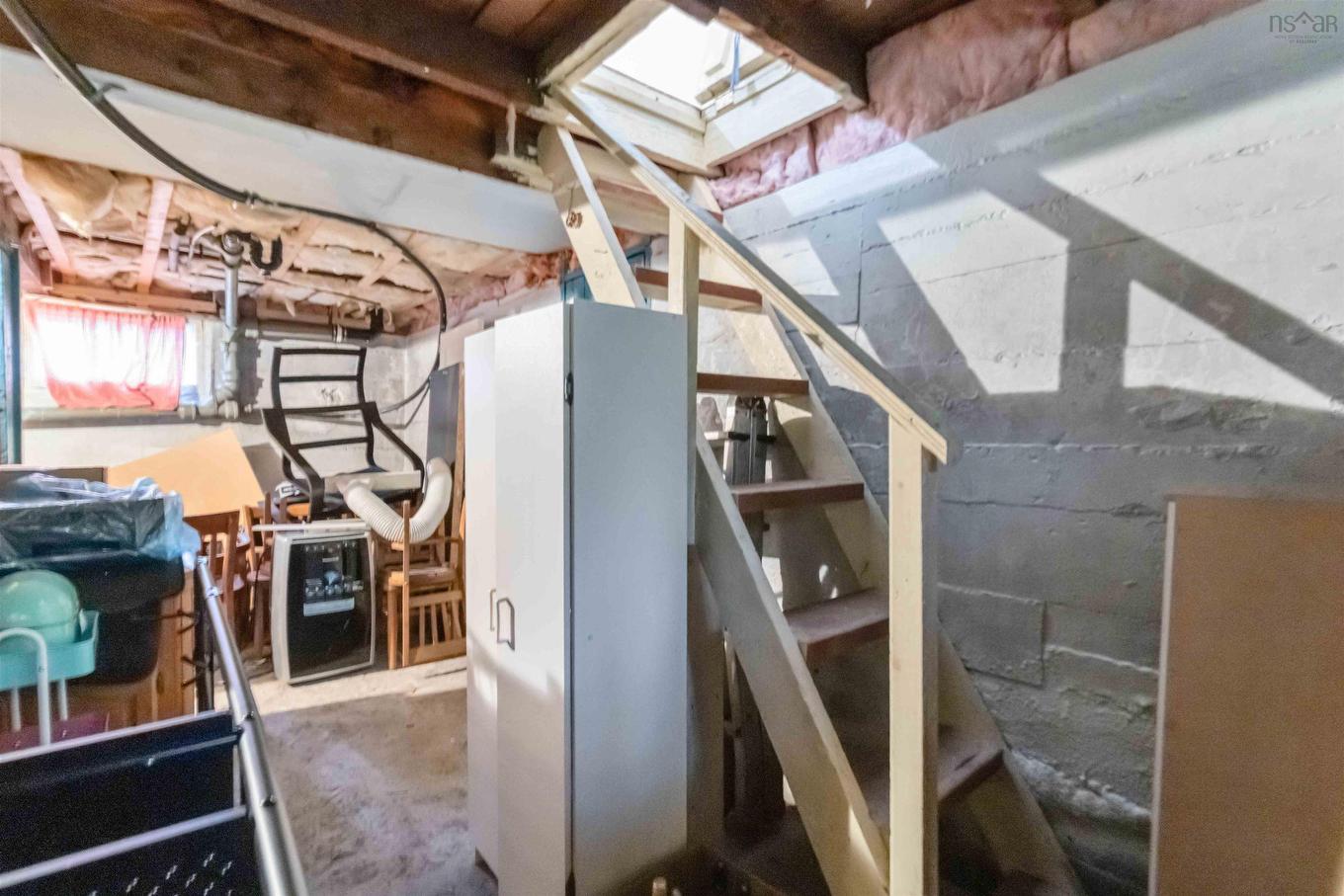 12 Adelaide Avenue, Halifax, NS