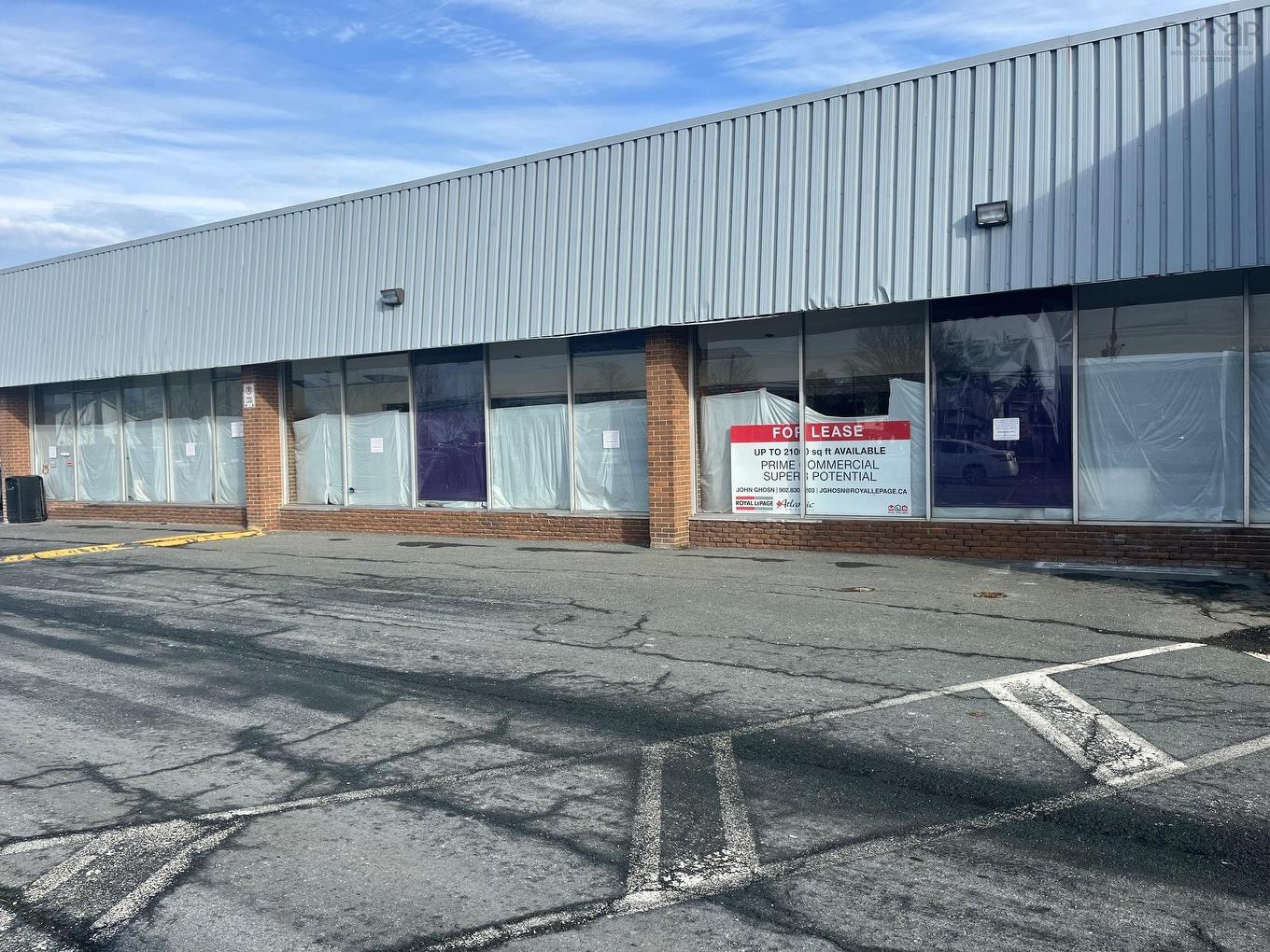 109 205 Pleasant Street, Dartmouth, NS