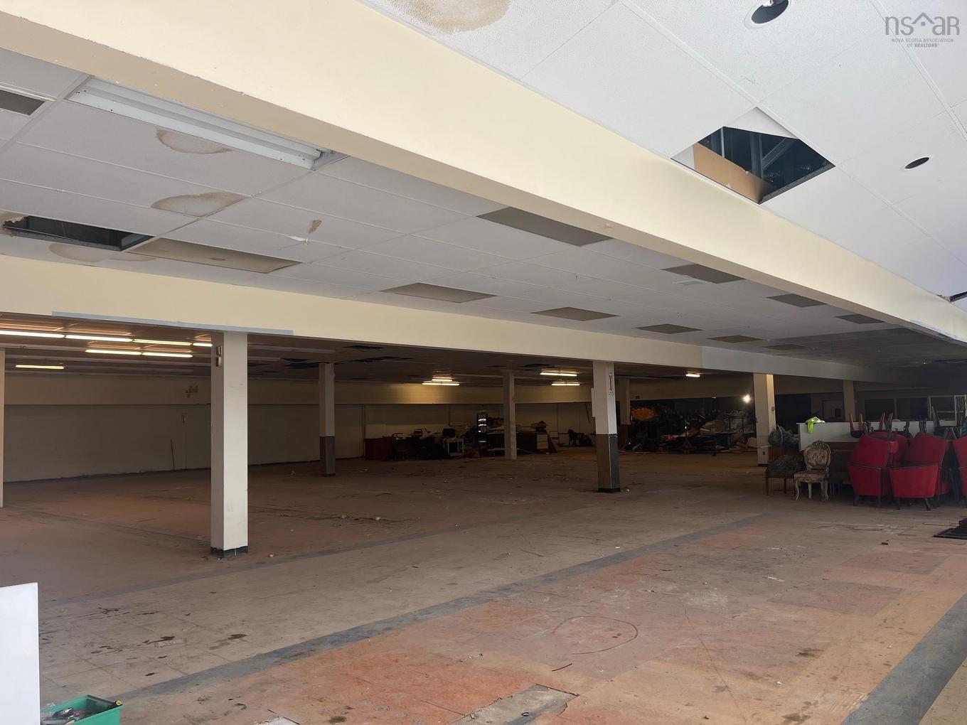 109 205 Pleasant Street, Dartmouth, NS