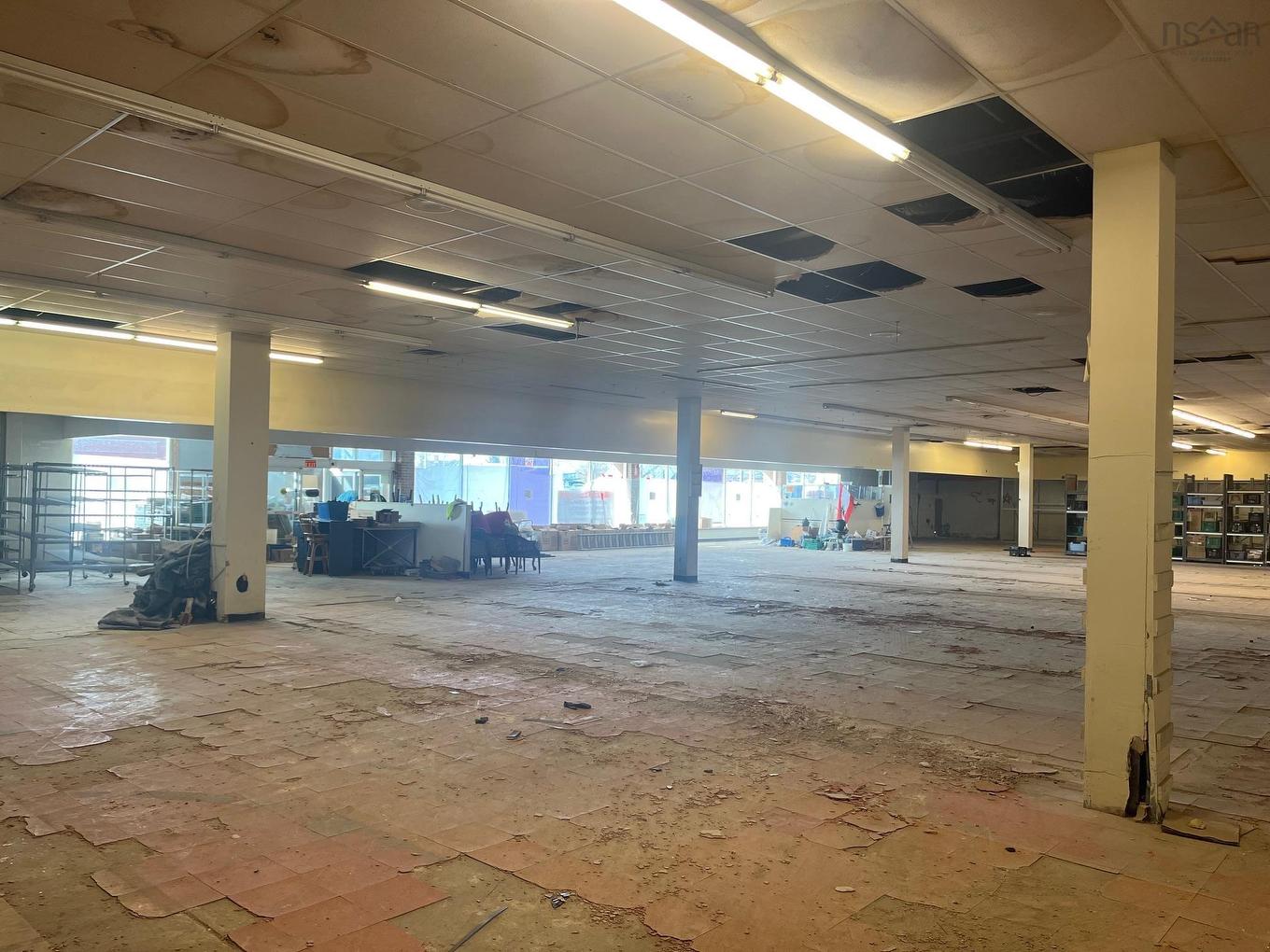 109 205 Pleasant Street, Dartmouth, NS