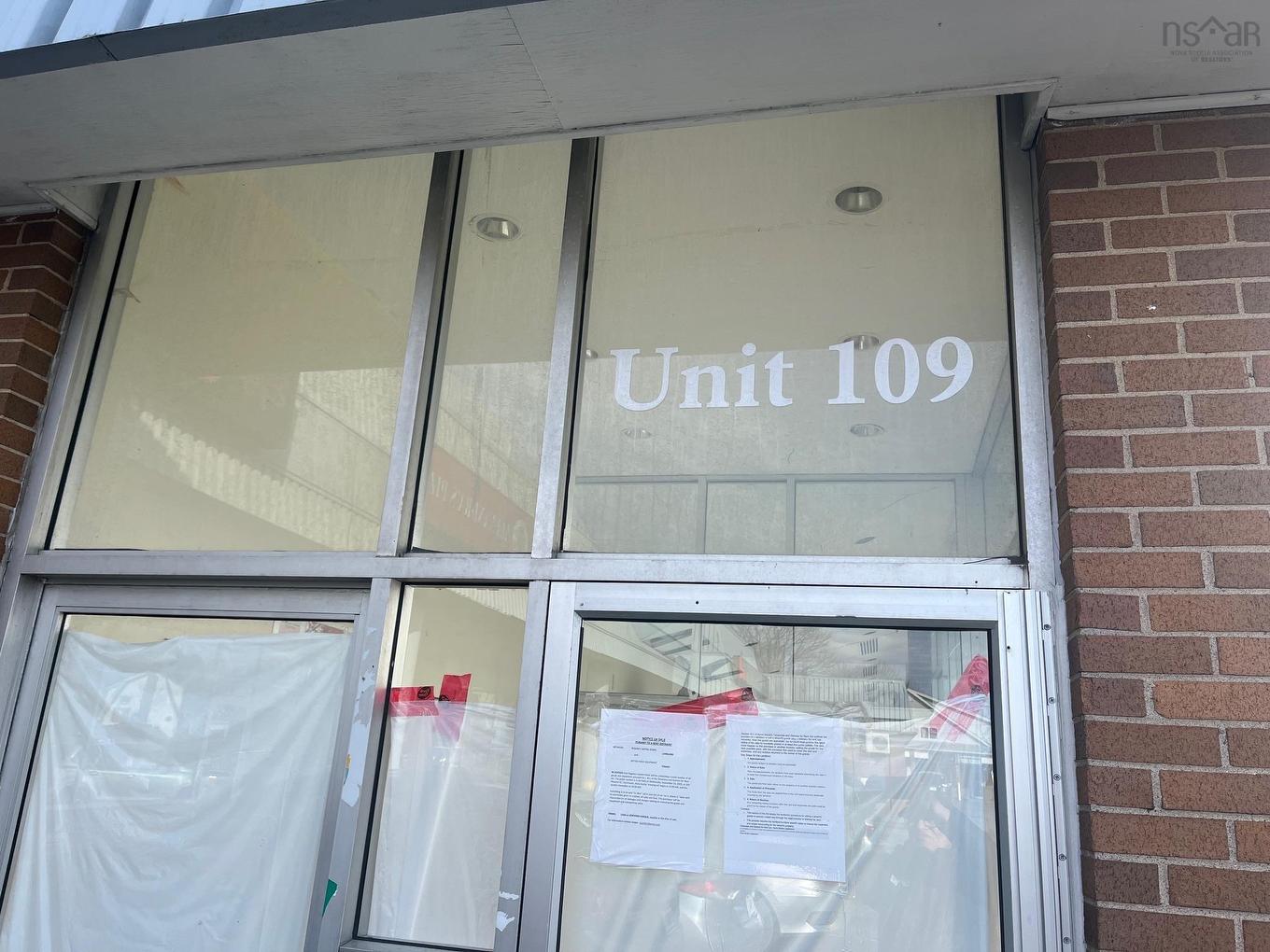 109 205 Pleasant Street, Dartmouth, NS