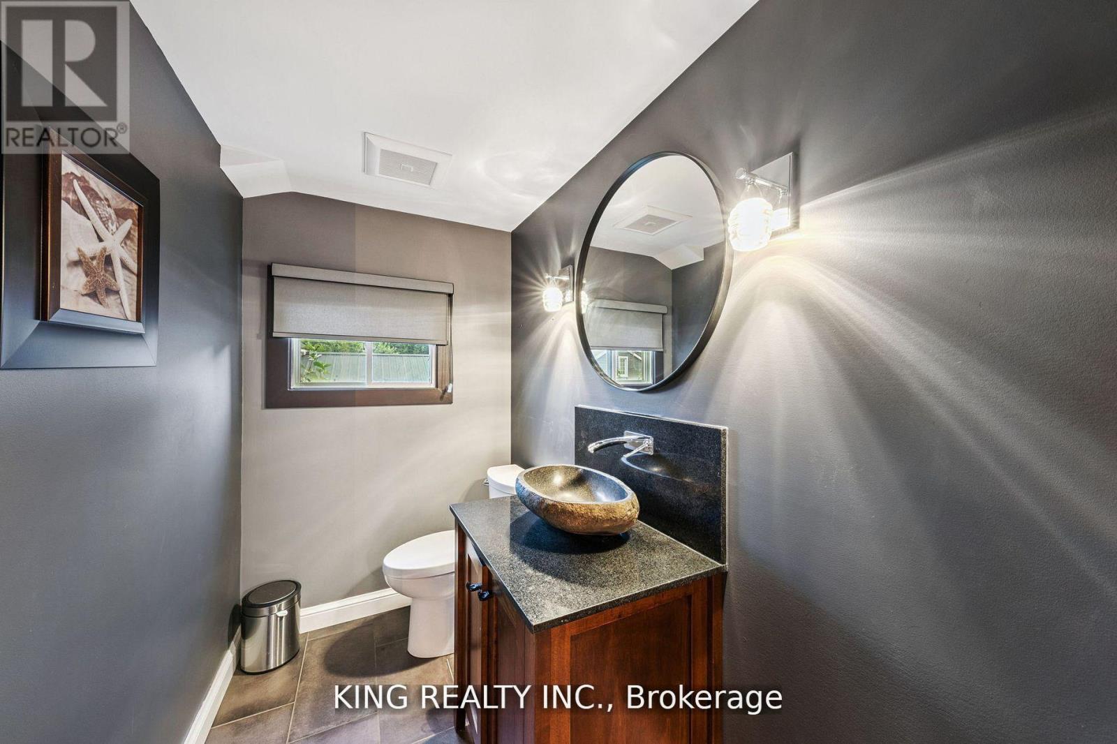 602 Champlain Road, Tiny, ON - Indoor