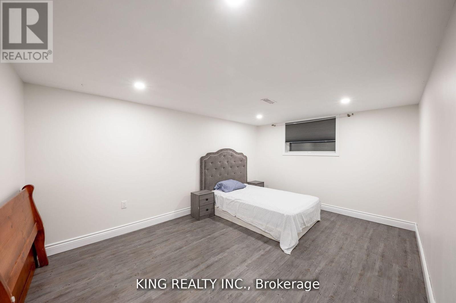 602 Champlain Road, Tiny, ON - Indoor