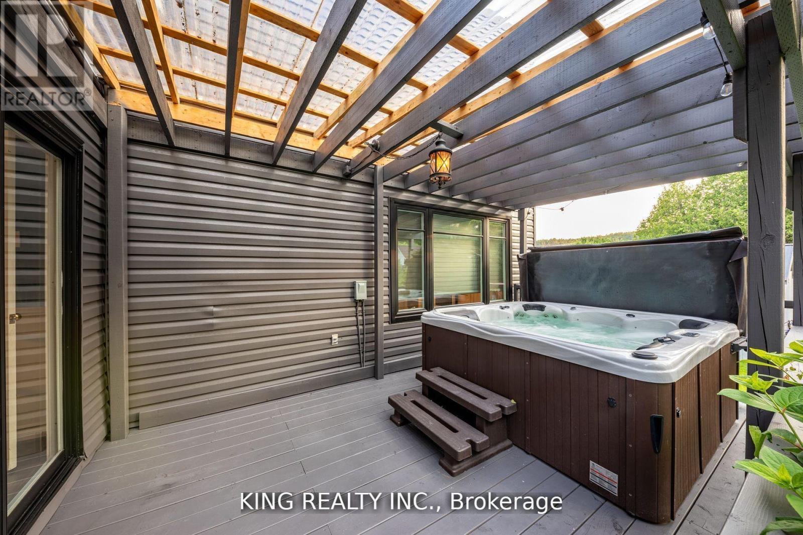 602 Champlain Road, Tiny, ON - Outdoor With Exterior