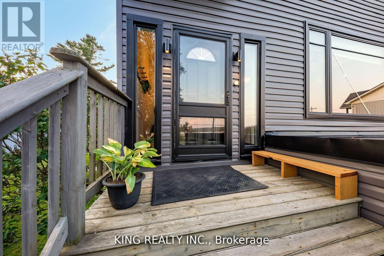 602 Champlain Road, Tiny, ON - Outdoor