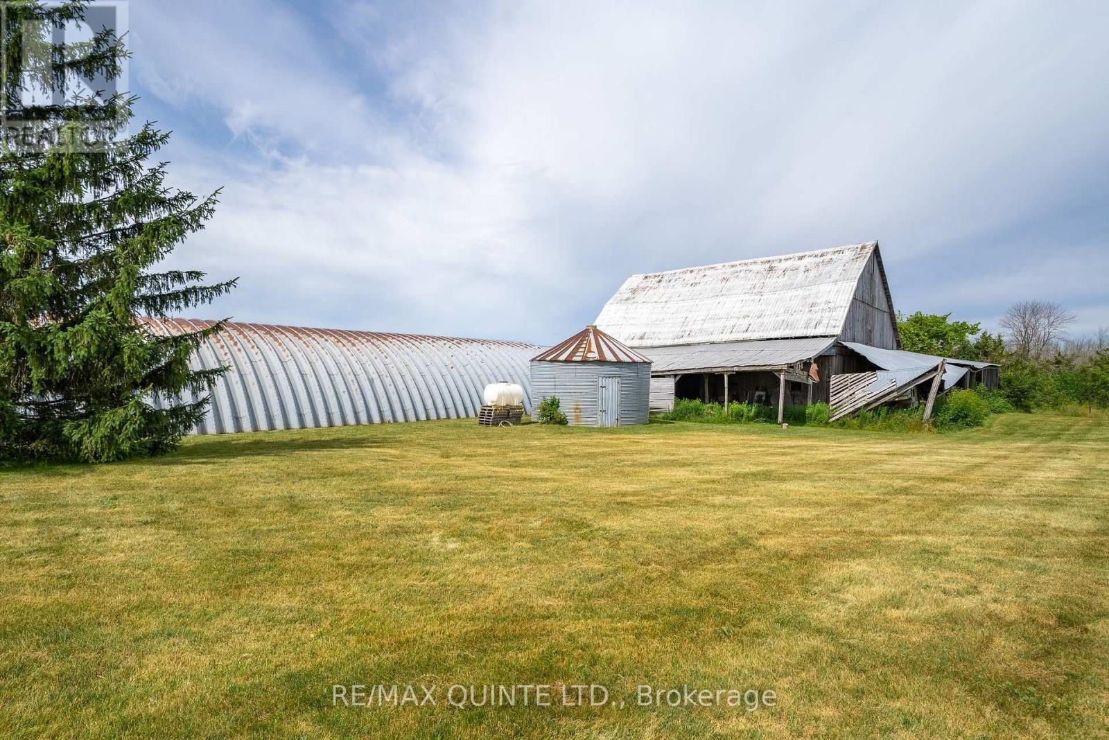 595 Elmbrook Road, Prince Edward County (Sophiasburg Ward), ON - Outdoor