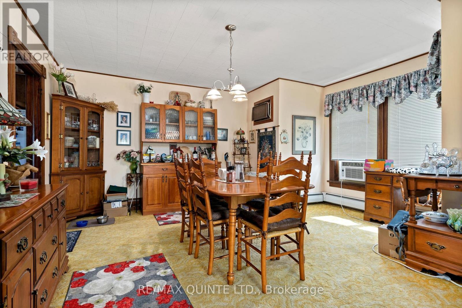 595 Elmbrook Road, Prince Edward County (Sophiasburg Ward), ON - Indoor Photo Showing Dining Room