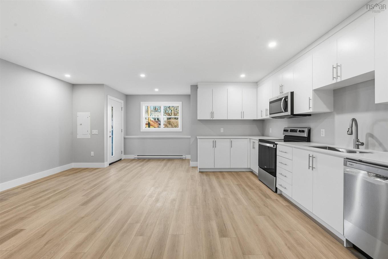 2 Bryden Avenue, Halifax, NS