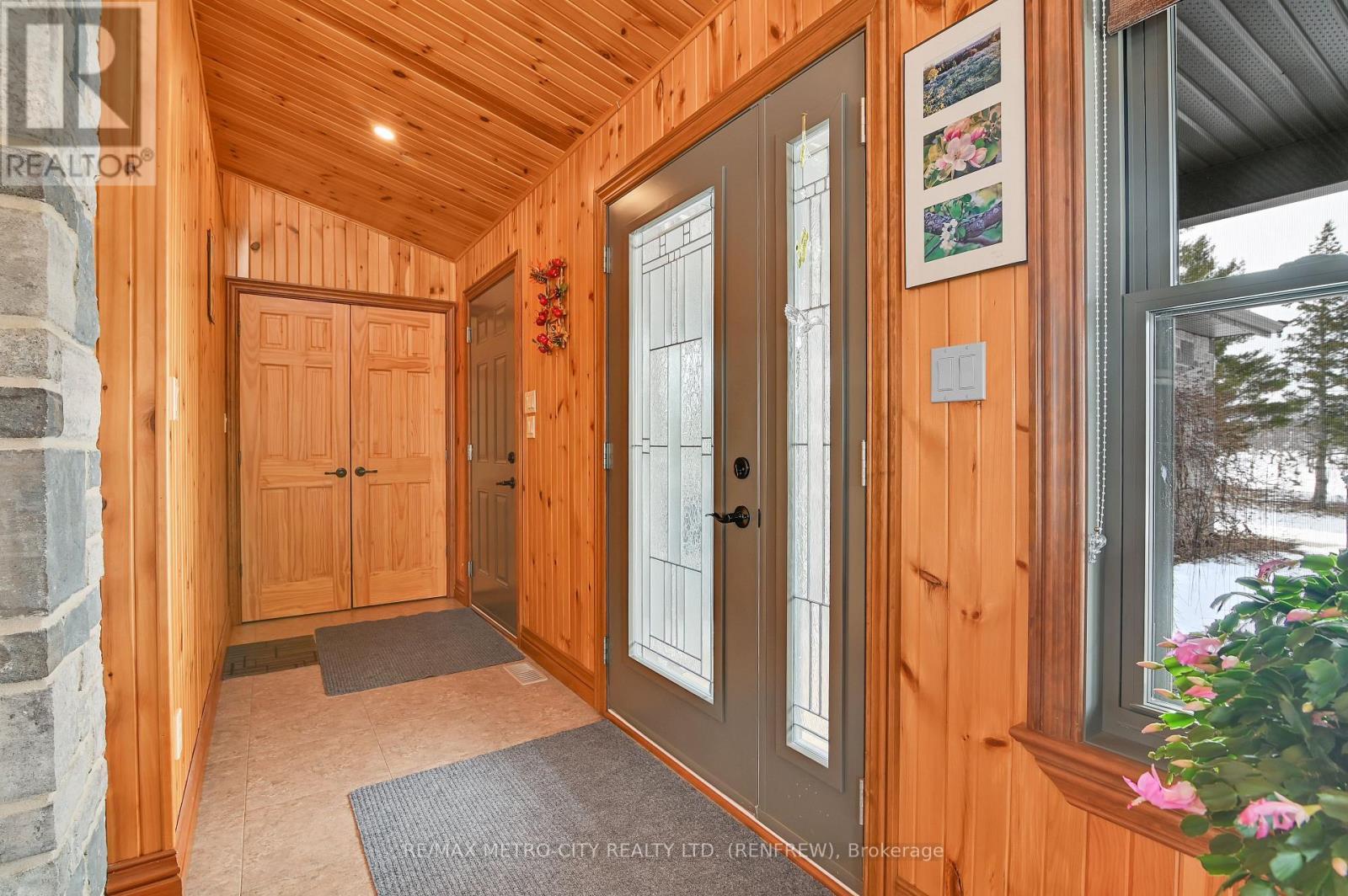 3280 Burnstown Road, Horton, ON - Indoor Photo Showing Other Room