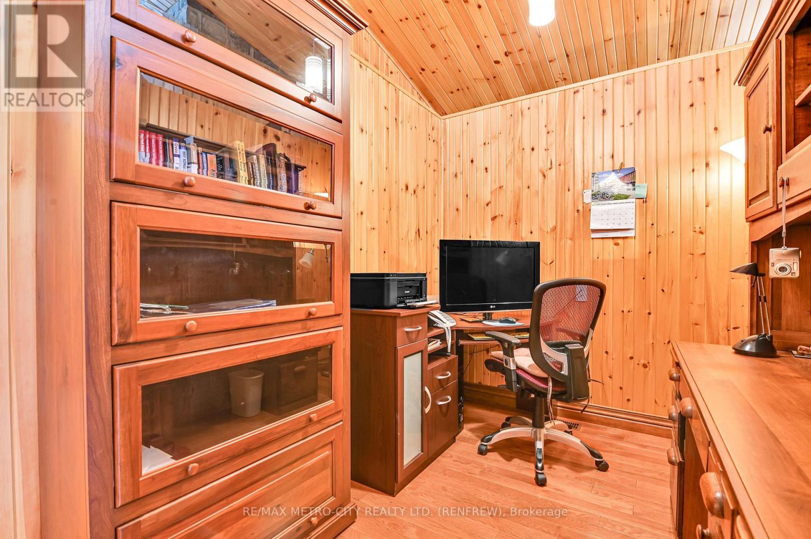 3280 Burnstown Road, Horton, ON - Indoor Photo Showing Office