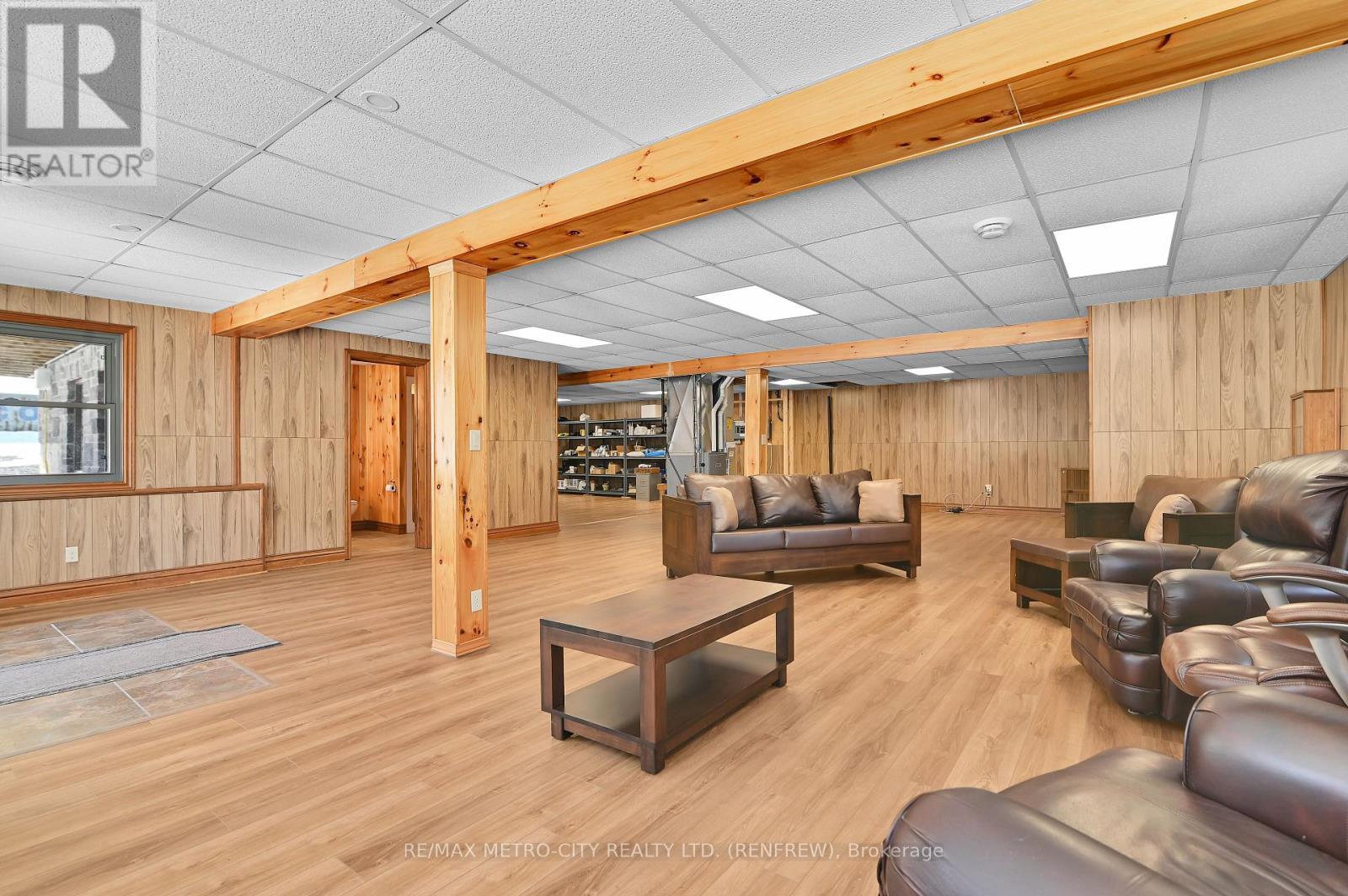 3280 Burnstown Road, Horton, ON - Indoor Photo Showing Other Room