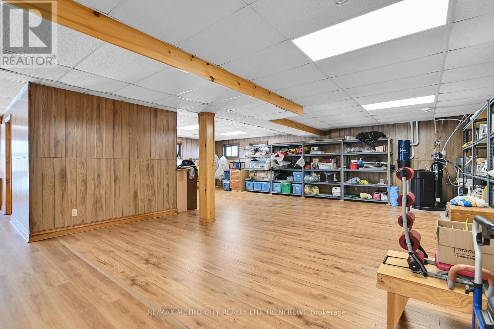 3280 Burnstown Road, Horton, ON - Indoor